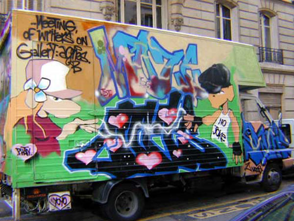 Creation graffiti sur Camion à l'occasion de rencontres graffiti
